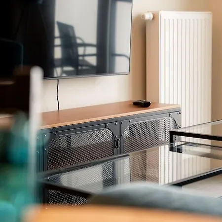 Sky Haven Pomorzany Апартаменты *